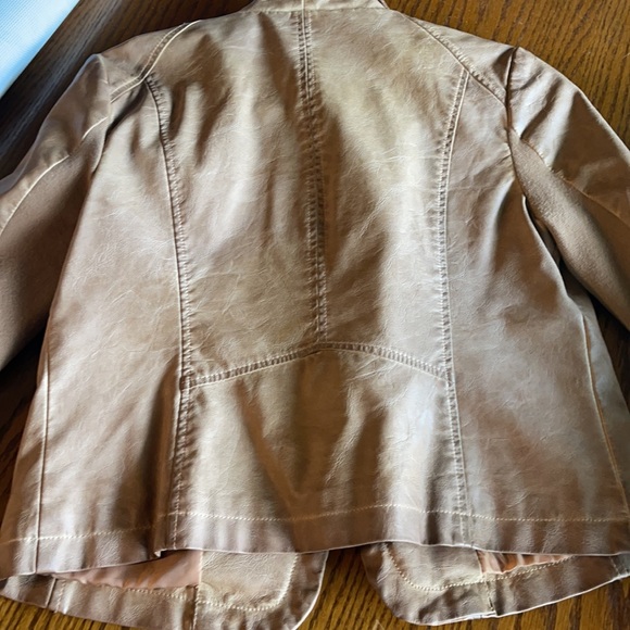 Used - Picture 6 of 7